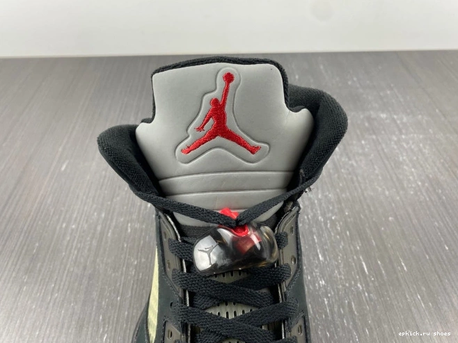 Rep Noir Air Jordan Off 5 DR0092-001 Gore-Tex 0823